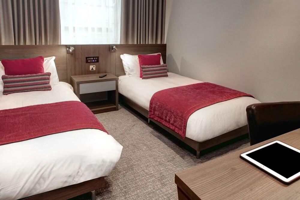 Best Western Plus Delmere Hotel Room Type - Standard Room, 2 Twin Beds, Non Smoking