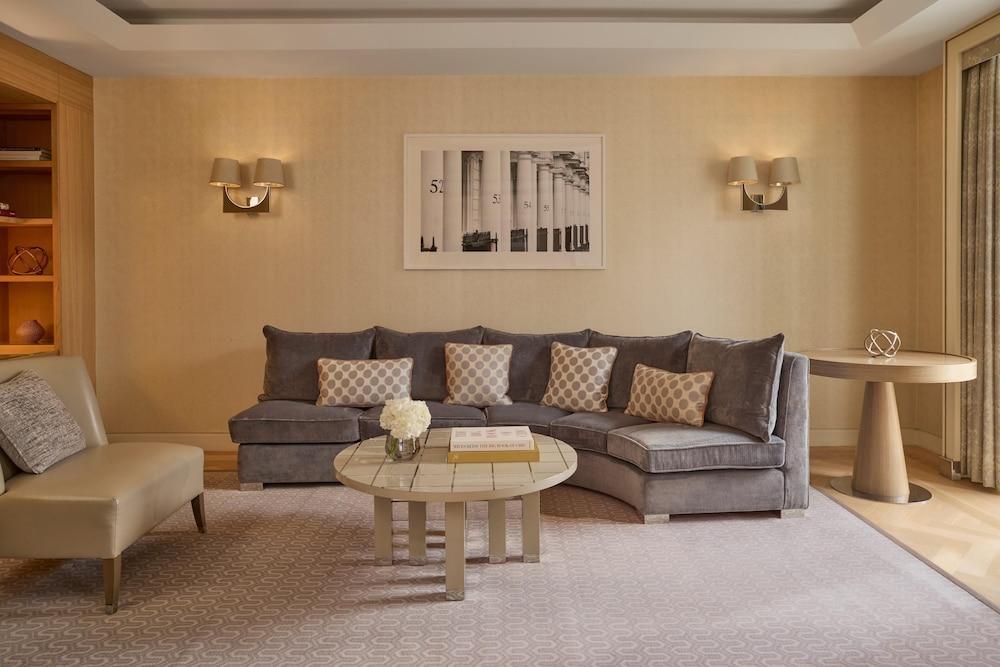 The Berkeley, Maybourne Room Type - Chelsea Suite
