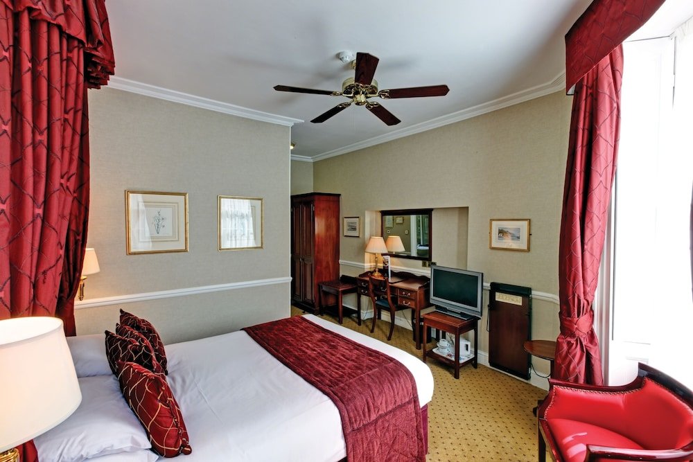 Grange Blooms Hotel