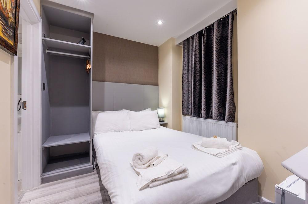 Belmont Hotel Room Type - Luxury Double Room, Ensuite (Small)