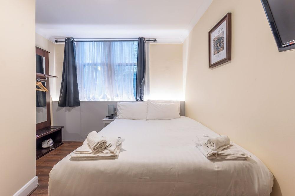 Belmont Hotel Room Type - Double Room, Ensuite