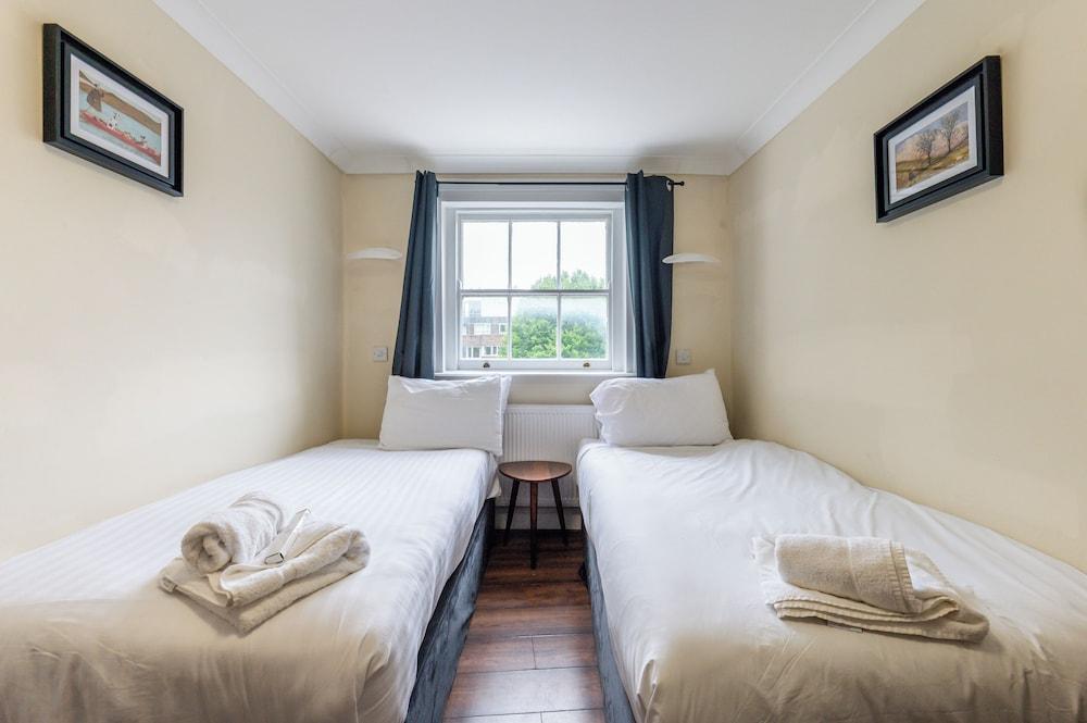 Belmont Hotel Room Type - Twin Room, Ensuite