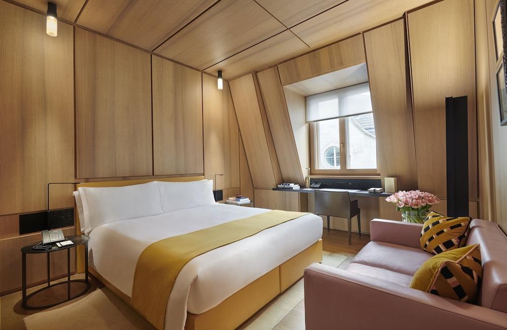 Hotel Cafe Royal, London Room Type - Deluxe Room