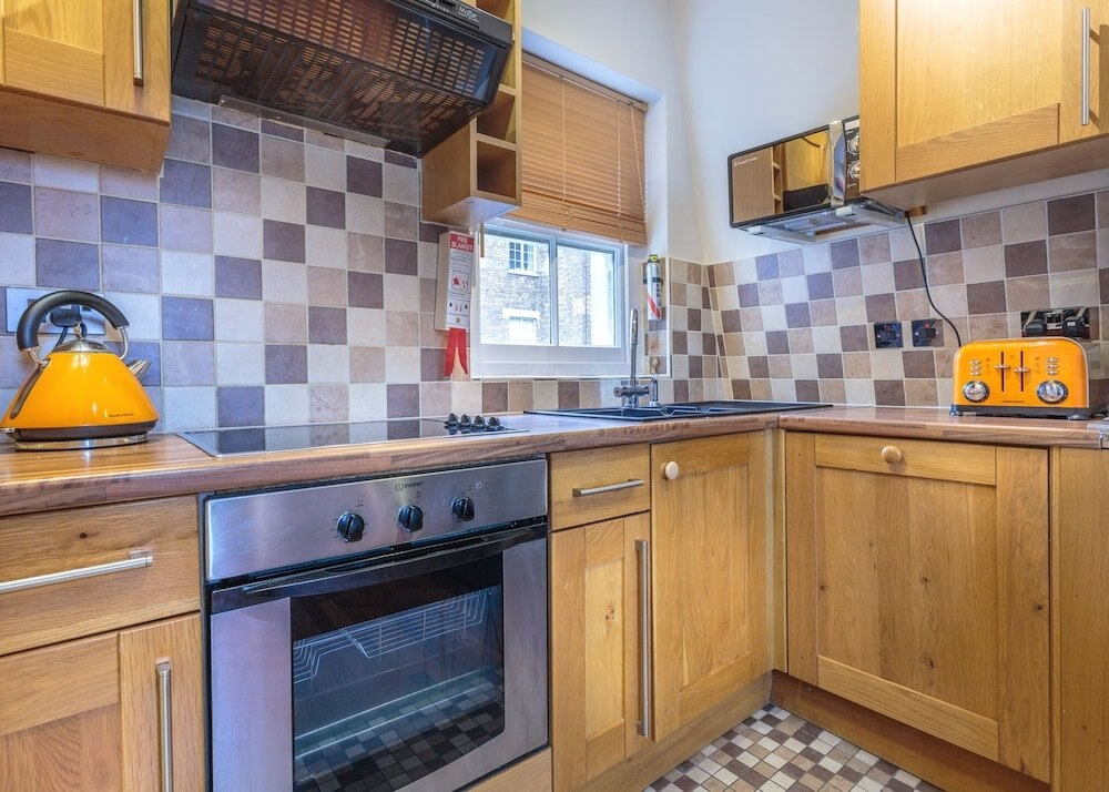 Castletown House Apartments - Tap to explore photos