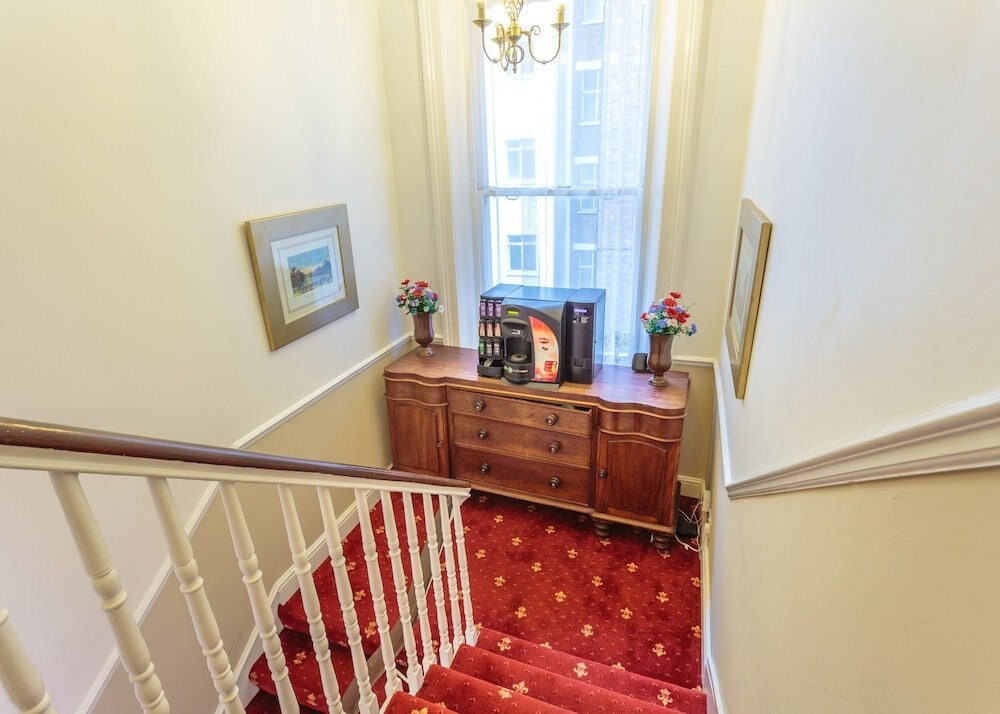 Castletown House Apartments - Tap to explore photos
