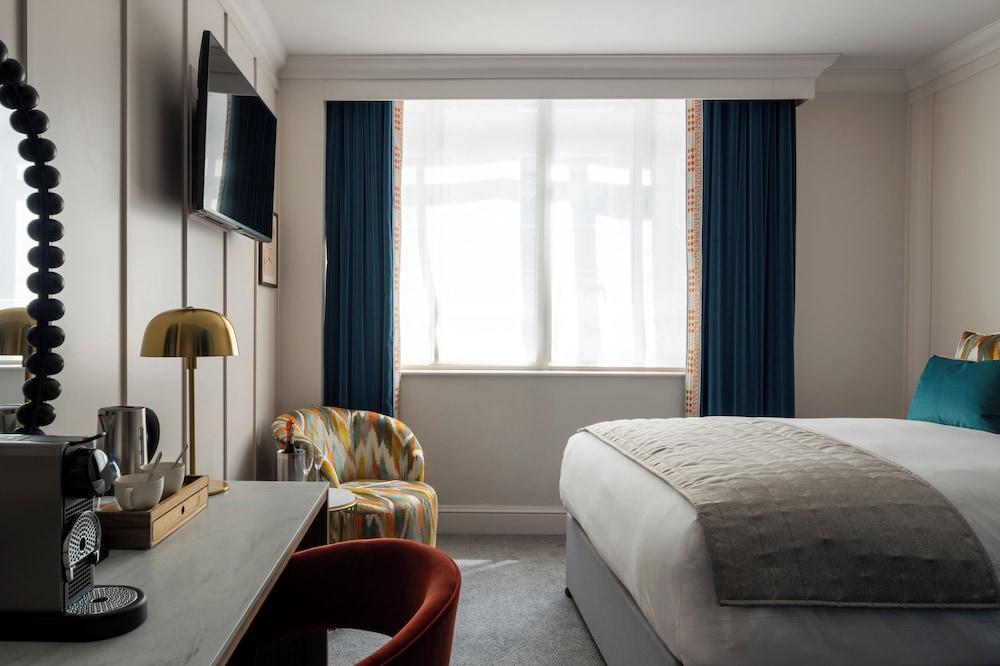 The Chamberlain Hotel Room Type - Deluxe King Size