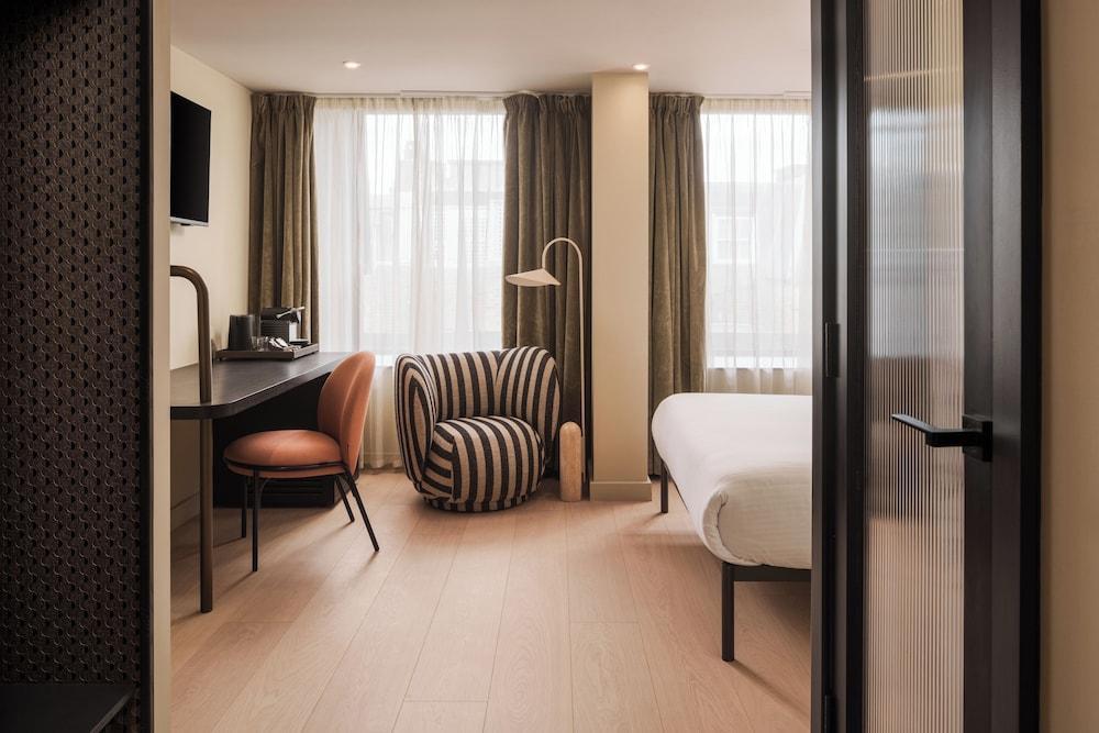 Central Park Hotel London Room Type - Executive Room Newly Refurbished Central Park Hotel London Room Type - Executive Room Newly Refurbished