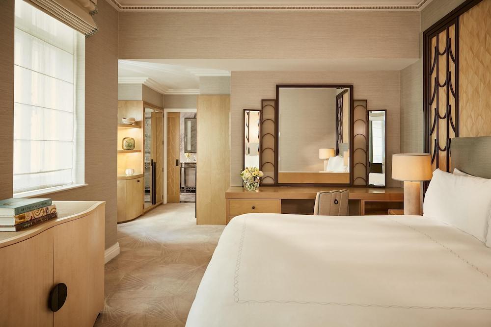Claridge’s, Maybourne Room Type - Deluxe Junior Suite