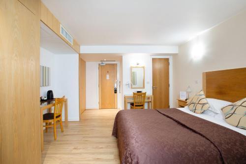 The Cleveland Room Type - Executive Studio Suite