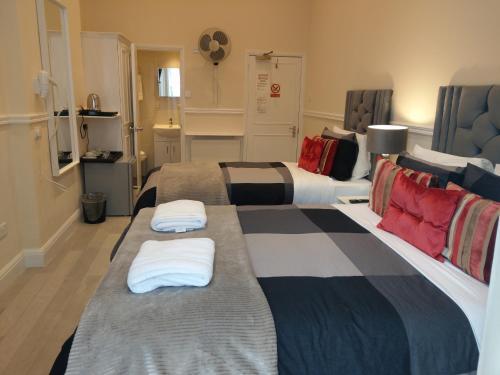 Prime Inn Room Type - Triple Room