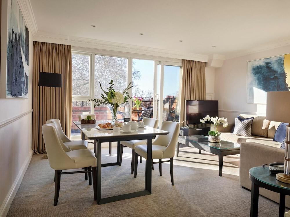 Collingham Serviced Apartments Room Type - Three Bedroom, two Bathroom Apartment Collingham Serviced Apartments Room Type - Three Bedroom, two Bathroom Apartment