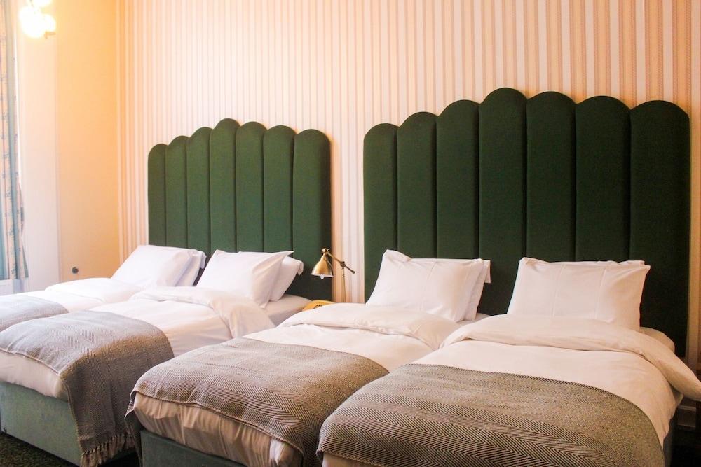 The Columbia Room Type - Quadruple Room