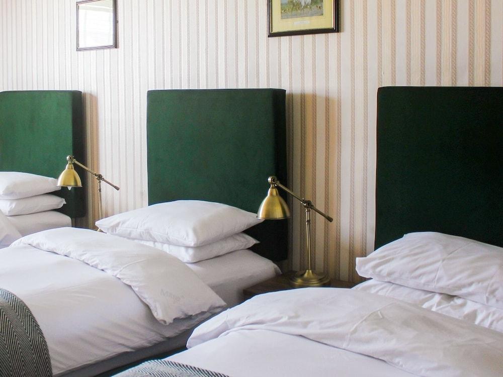 The Columbia Room Type - Triple Room