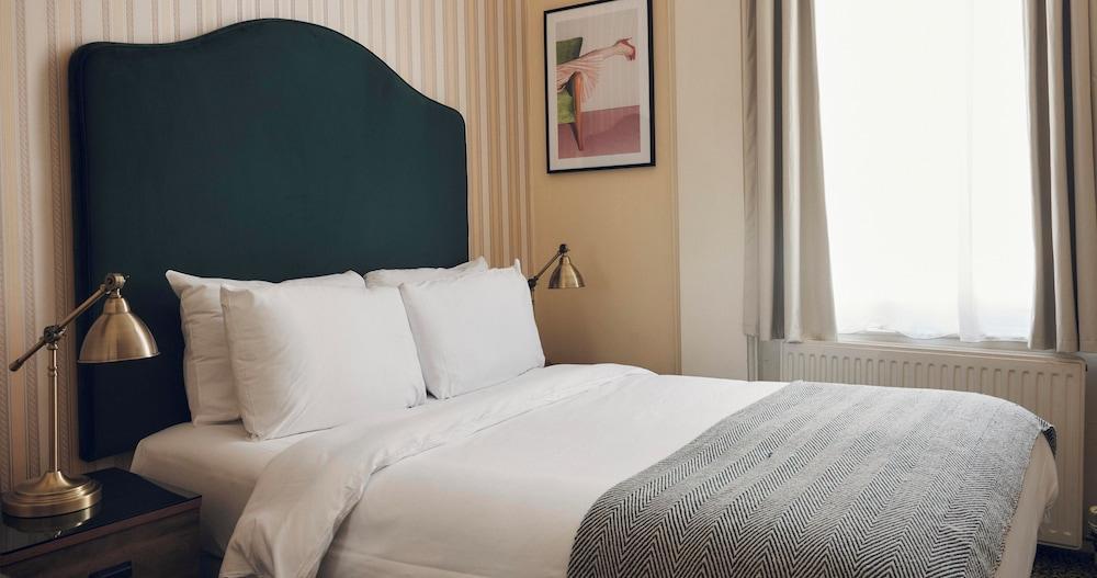 The Columbia Room Type - Economy Double Room