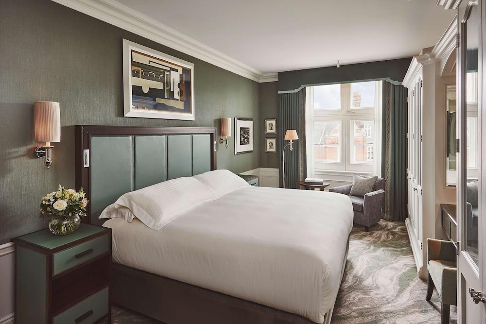 The Connaught, Maybourne Room Type - Coburg Suite