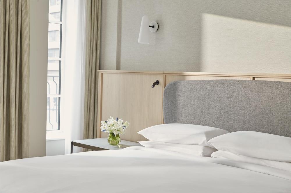 Hyatt Regency London Blackfriars Room Type - Room (Family)