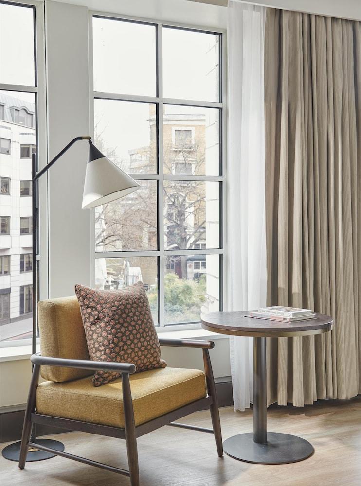 Hyatt Regency London Blackfriars Room Type - Suite, City View (Regency)