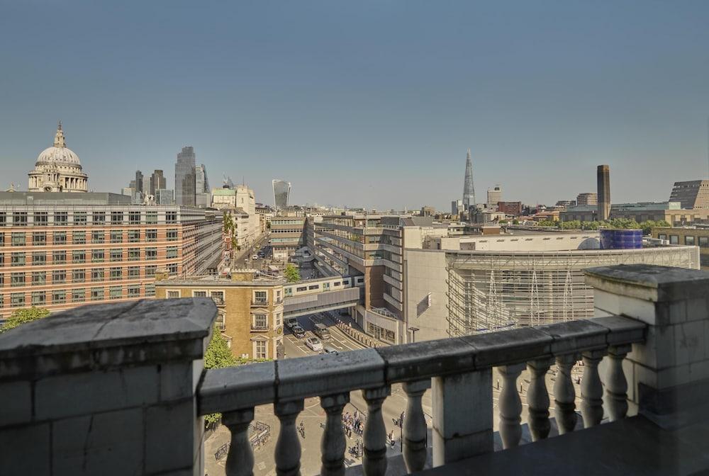 Hyatt Regency London Blackfriars Room Type - Executive Suite, City View (Regency)