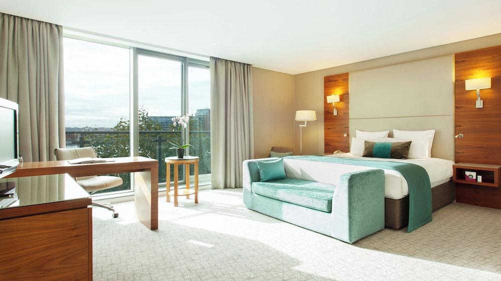 Crowne Plaza London - Docklands Room Type - Junior Suite, 1 King Bed