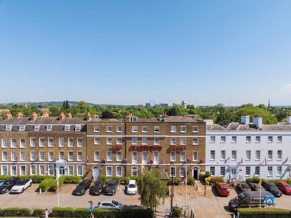 The Clarendon Hotel - Blackheath - Tap to explore photos