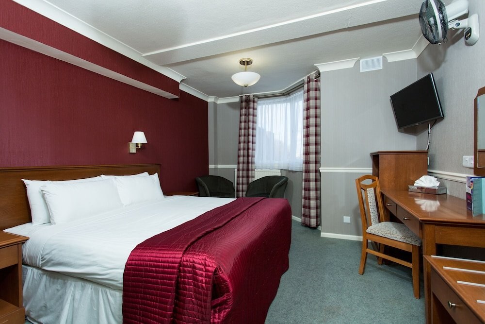 The Clarendon Hotel - Blackheath Room Type - Family Room (Sleeps 5)