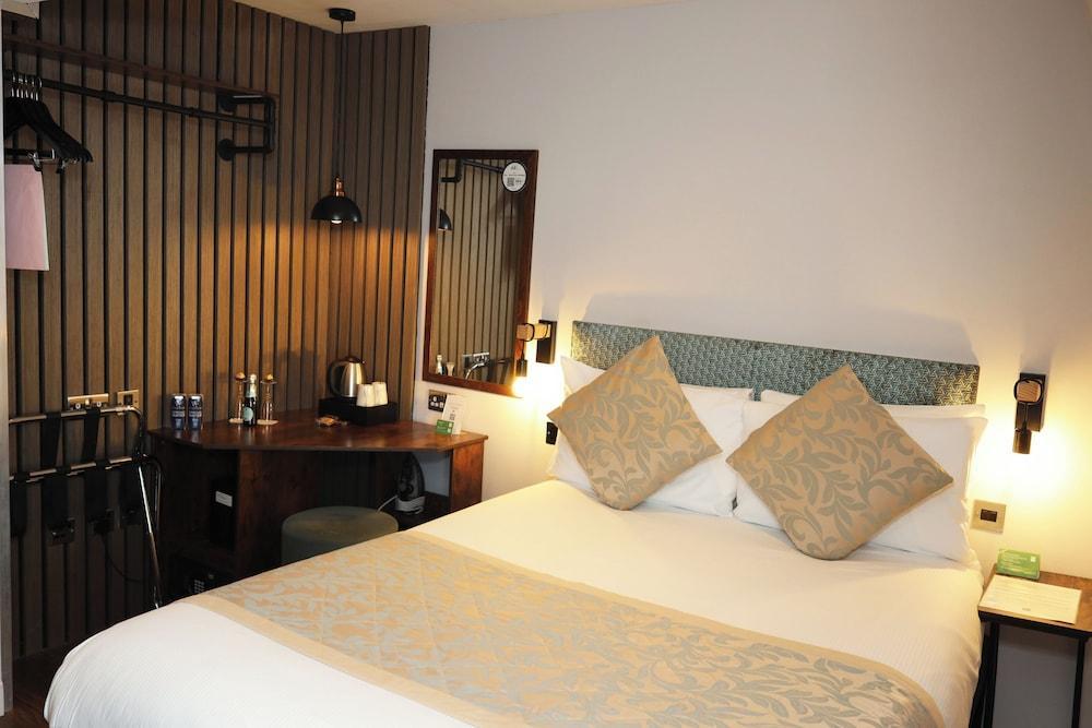 Mercure London Paddington Room Type - Standard room with 1 double bed