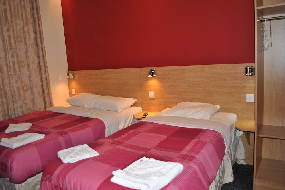 Carlton Hotel Room Type - Twin Room