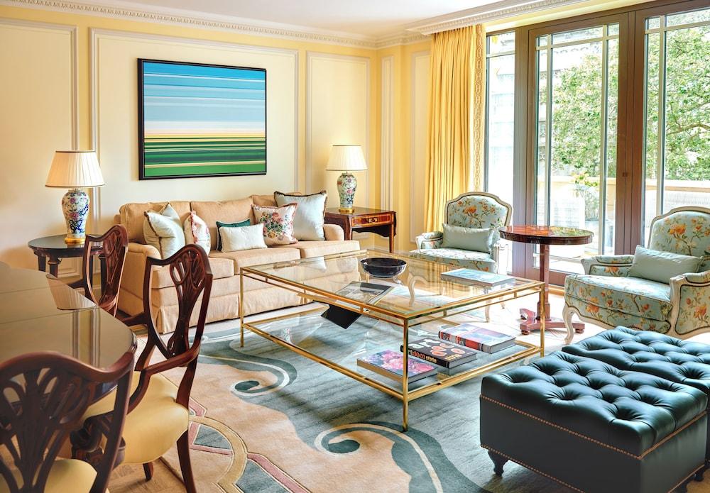 The Dorchester Room Type - Suite (Garden Terrace)