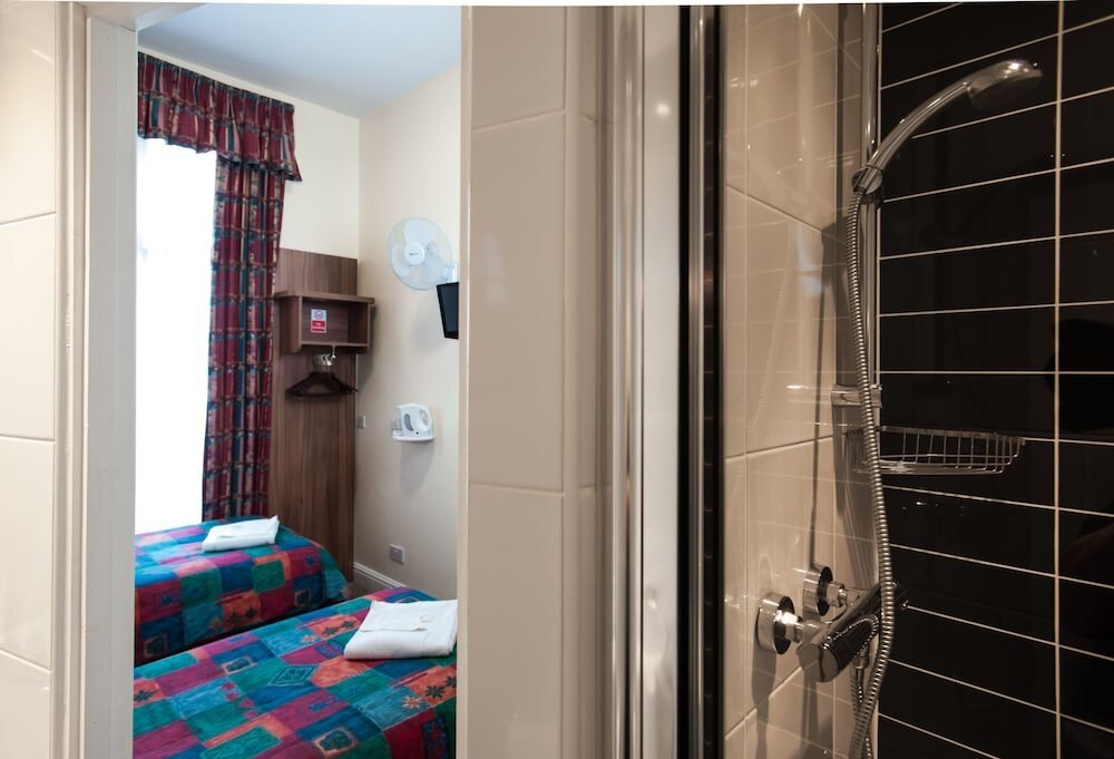Dover Hotel London Room Type - Twin Room