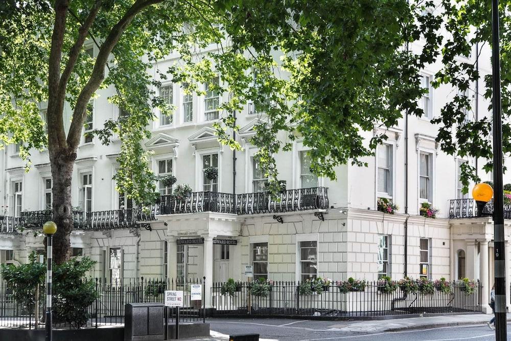 Edward Hotel Paddington - Tap to explore photos