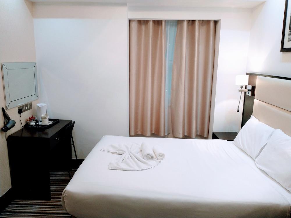 Edward Hotel Paddington Room Type - Double Room