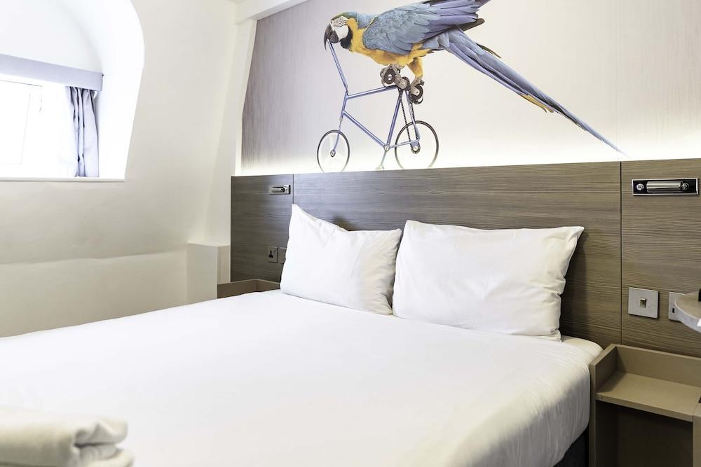 Heeton Concept Hotel Kensington Room Type - Lite Double Room