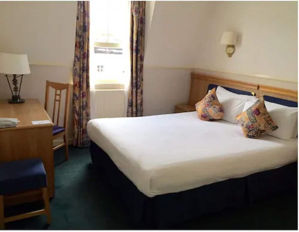 Berjaya Eden Park London Hotel Room Type - Classic Double Room