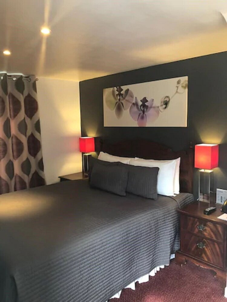 Berjaya Eden Park London Hotel Room Type - Suite, 1 Double Bed