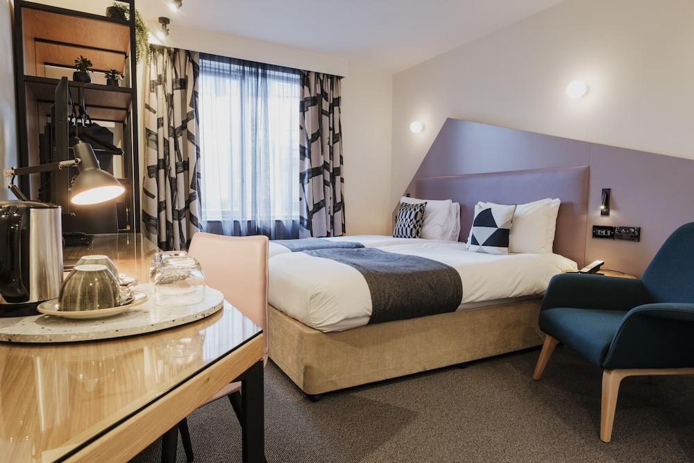 The Fox & Goose Hotel Room Type - Deluxe Twin Room