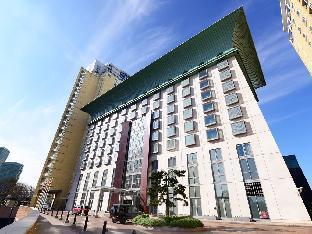 Canary Riverside Plaza Hotel - Tap to explore photos