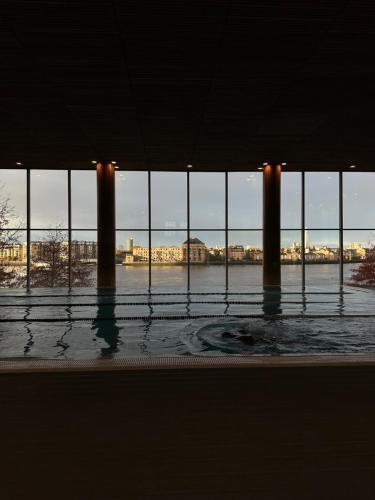 Canary Riverside Plaza Hotel - Tap to explore photos