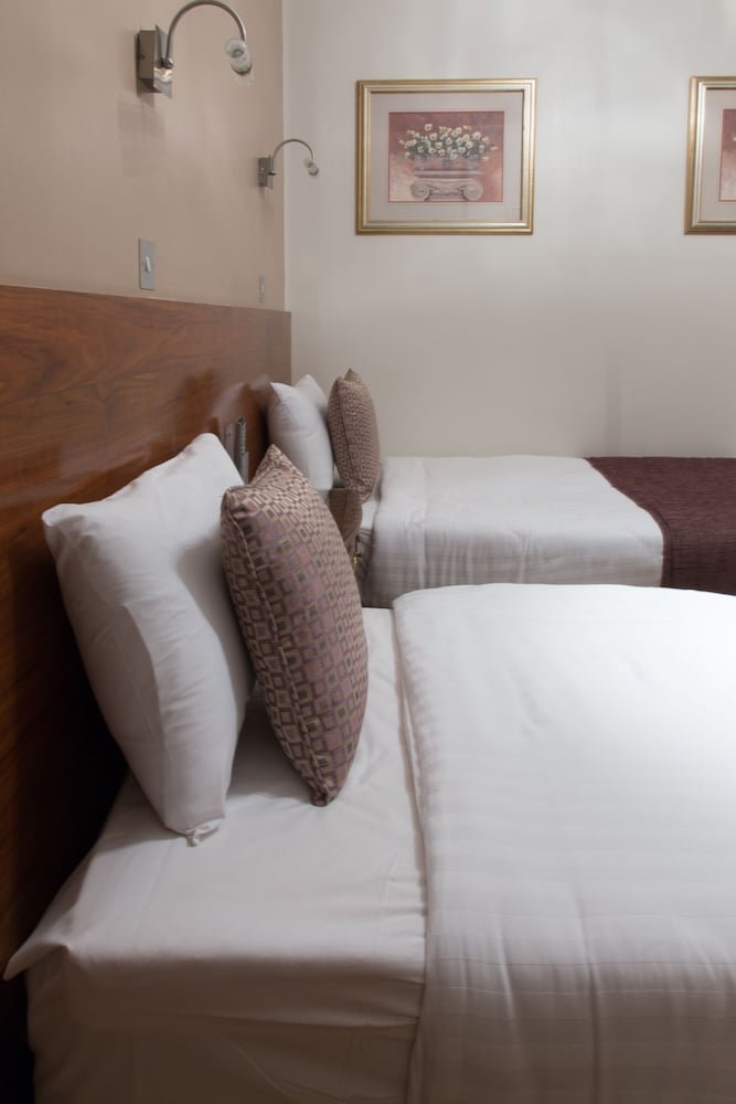 Garden View Hotel Room Type - Standard Twin Room, 2 Twin Beds