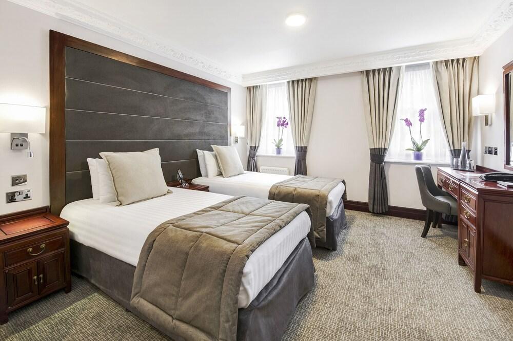 Gem Fitzrovia Hotel Room Type - Executive Twin Room