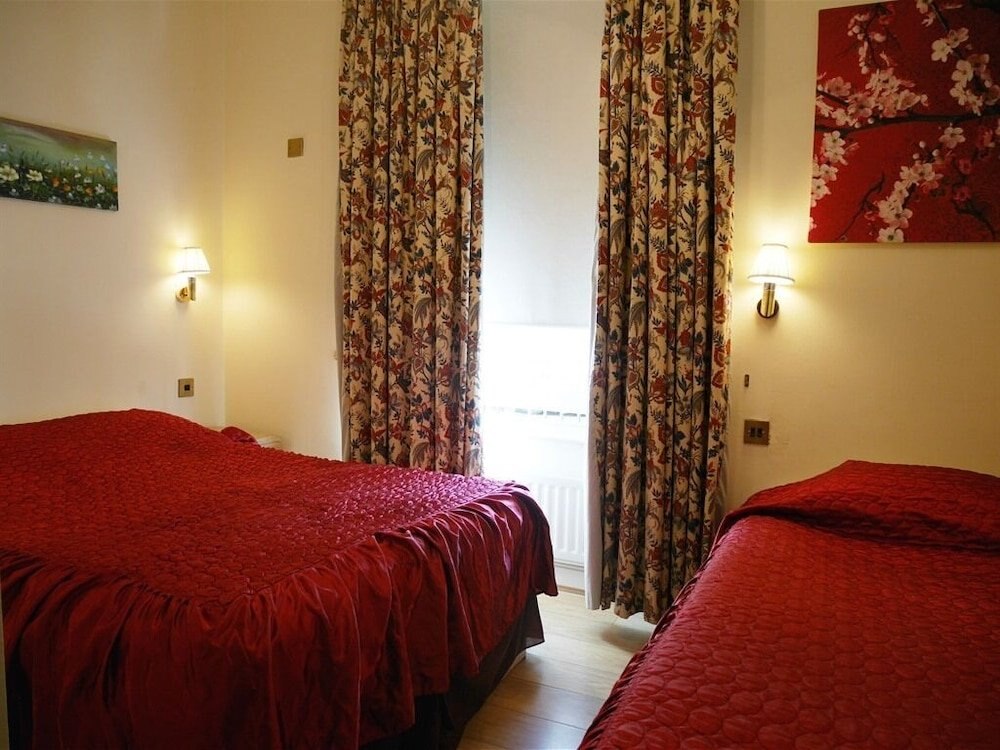 Gresham Hotel Room Type - Standard Triple Room, Ensuite