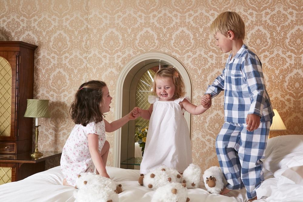 The Goring Room Type - Family Room, Connecting Rooms (Superior)