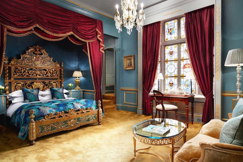 The Gore London – Starhotels Collezione - Tap to explore photos