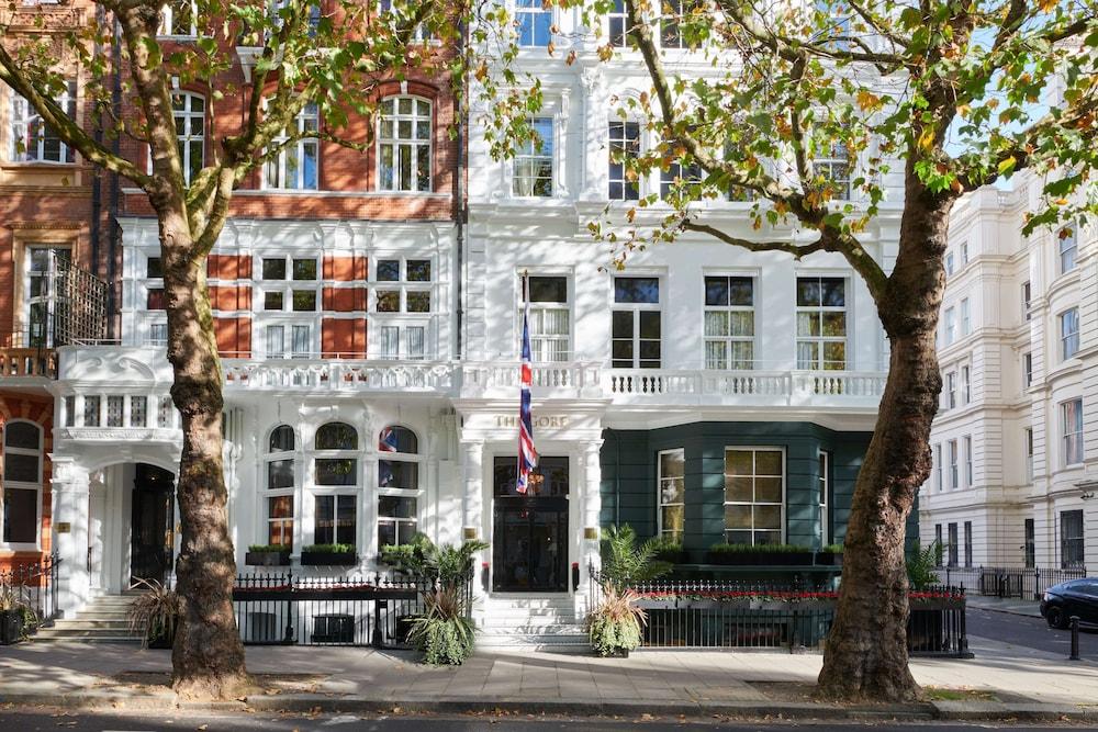 The Gore London – Starhotels Collezione - Tap to explore photos