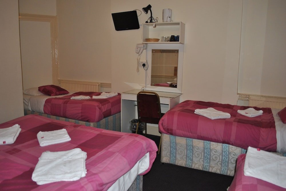 Guilford House Hotel Room Type - Family Room, Multiple Beds