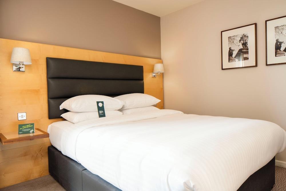 Holiday Inn Brentford Lock Room Type - Standard Room
