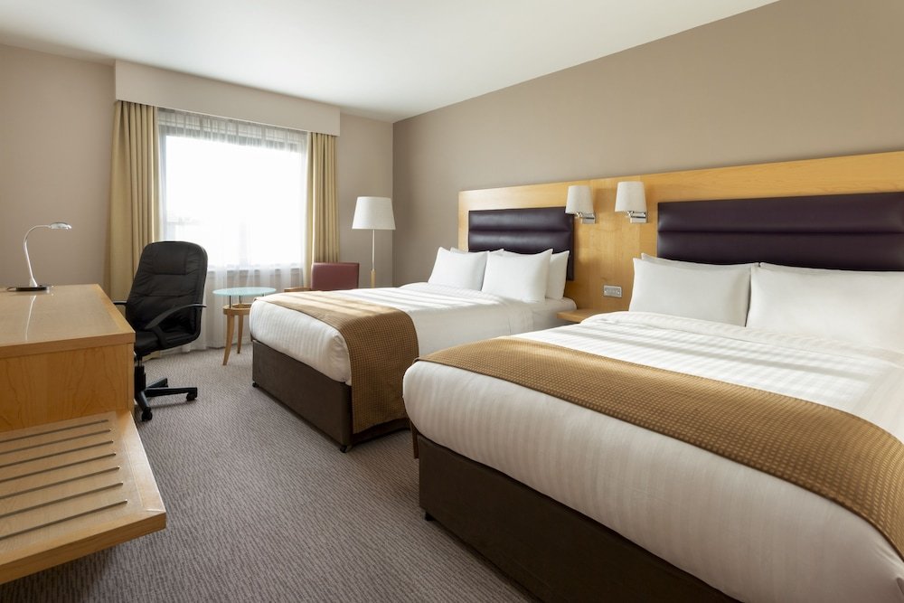 Holiday Inn Brentford Lock Room Type - Standard Room, 2 Double Beds