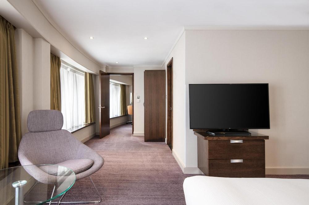 Hilton London Metropole Room Type - Studio Suite, 1 King Bed
