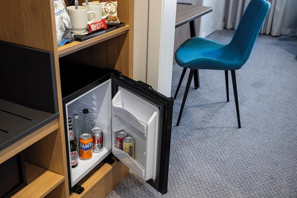 Holiday Inn London-Bexley - Tap to explore photos