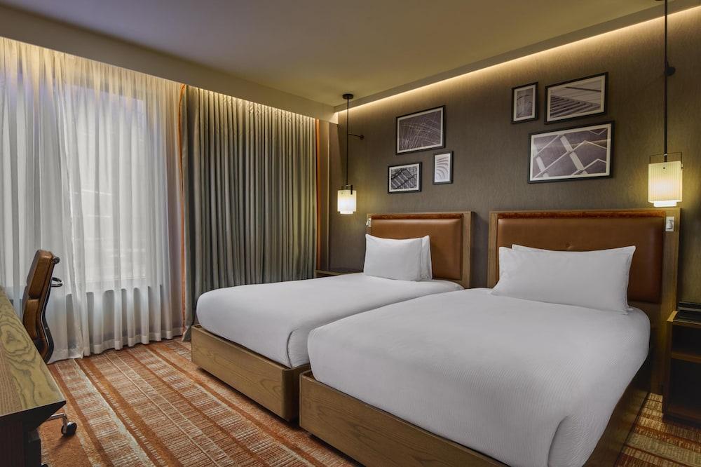 Hilton London Tower Bridge Room Type - Executive Twin Room