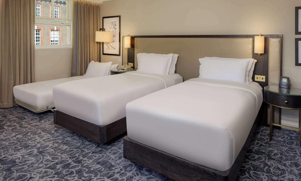 Hilton London Euston Room Type - Triple Room